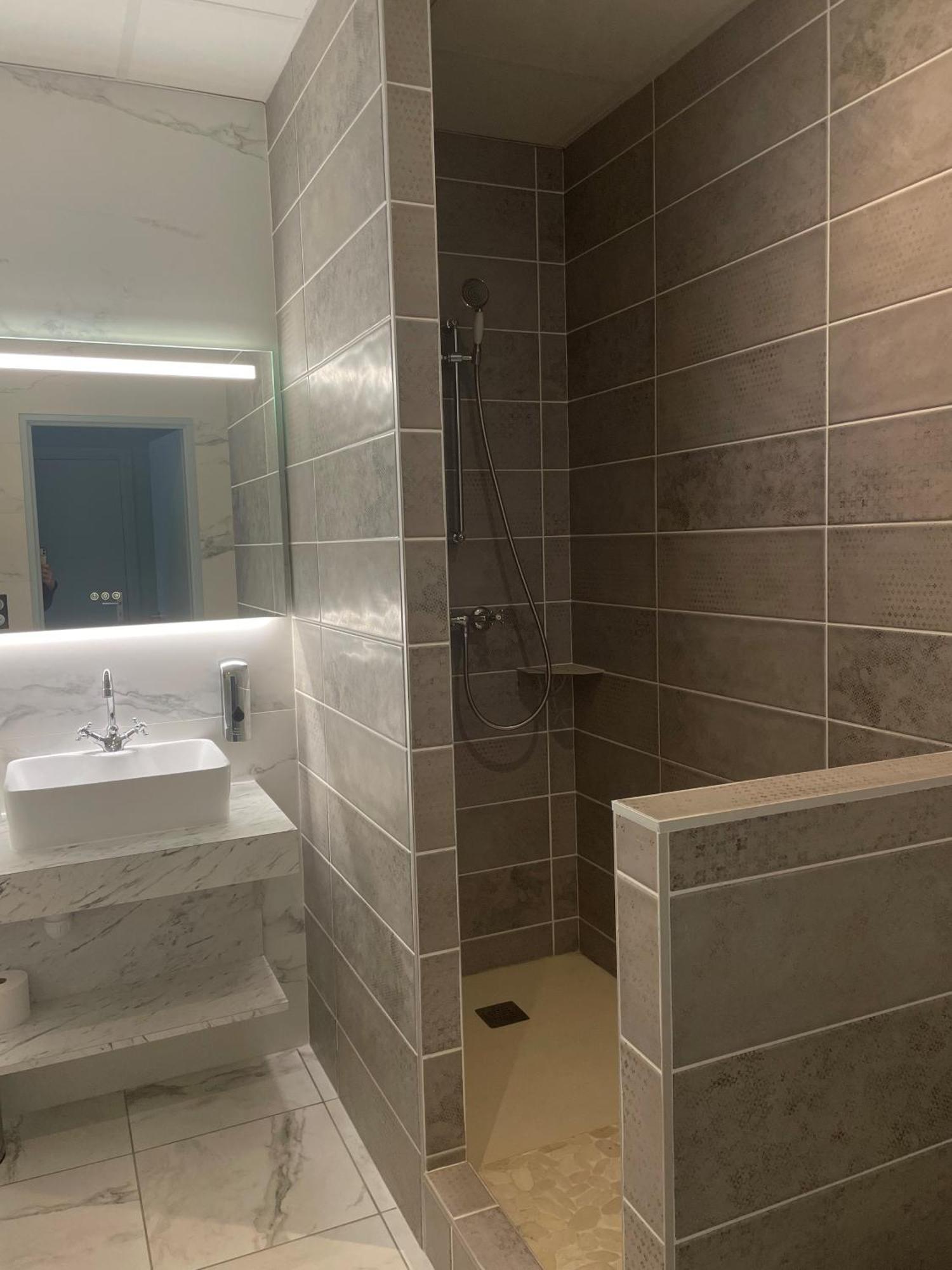 Domaine Clairfontaine Noyarey - Suites Junior Eksteriør billede